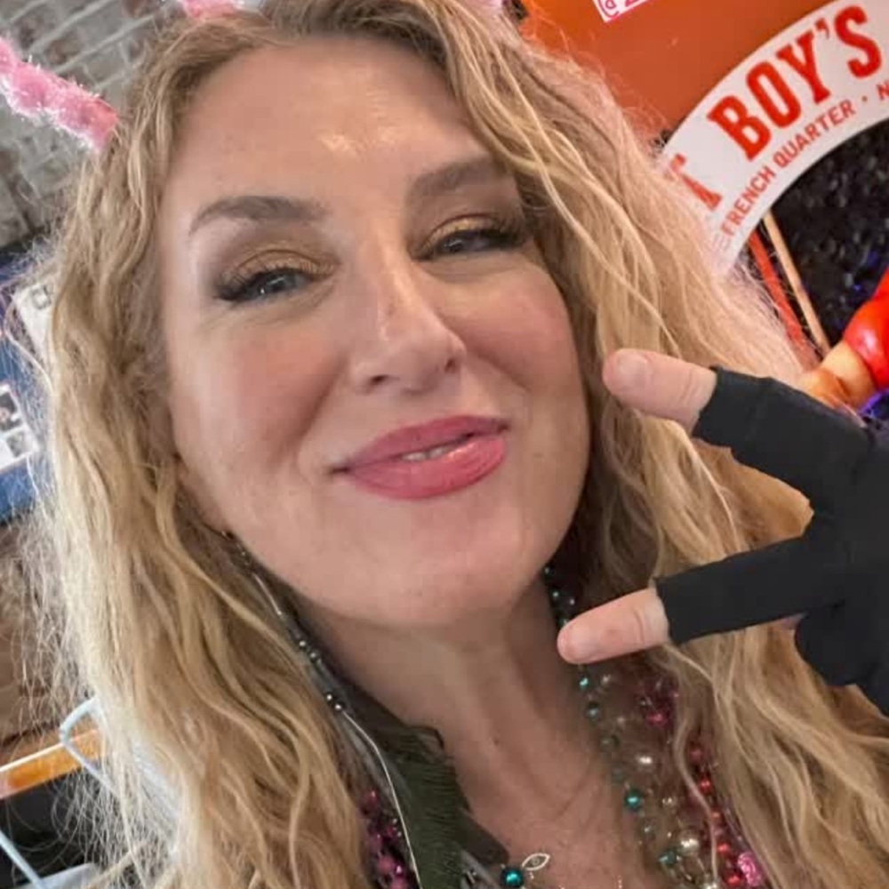 Meet your Posher, Rebecca